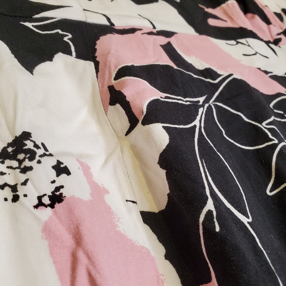 A Pea In The Pod Dress - Picture 6 of 11